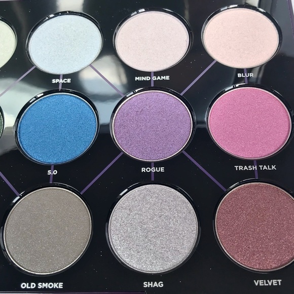 🎉HP🎉🆕Urban Decay Distortion Palette🆕 - Picture 6 of 8